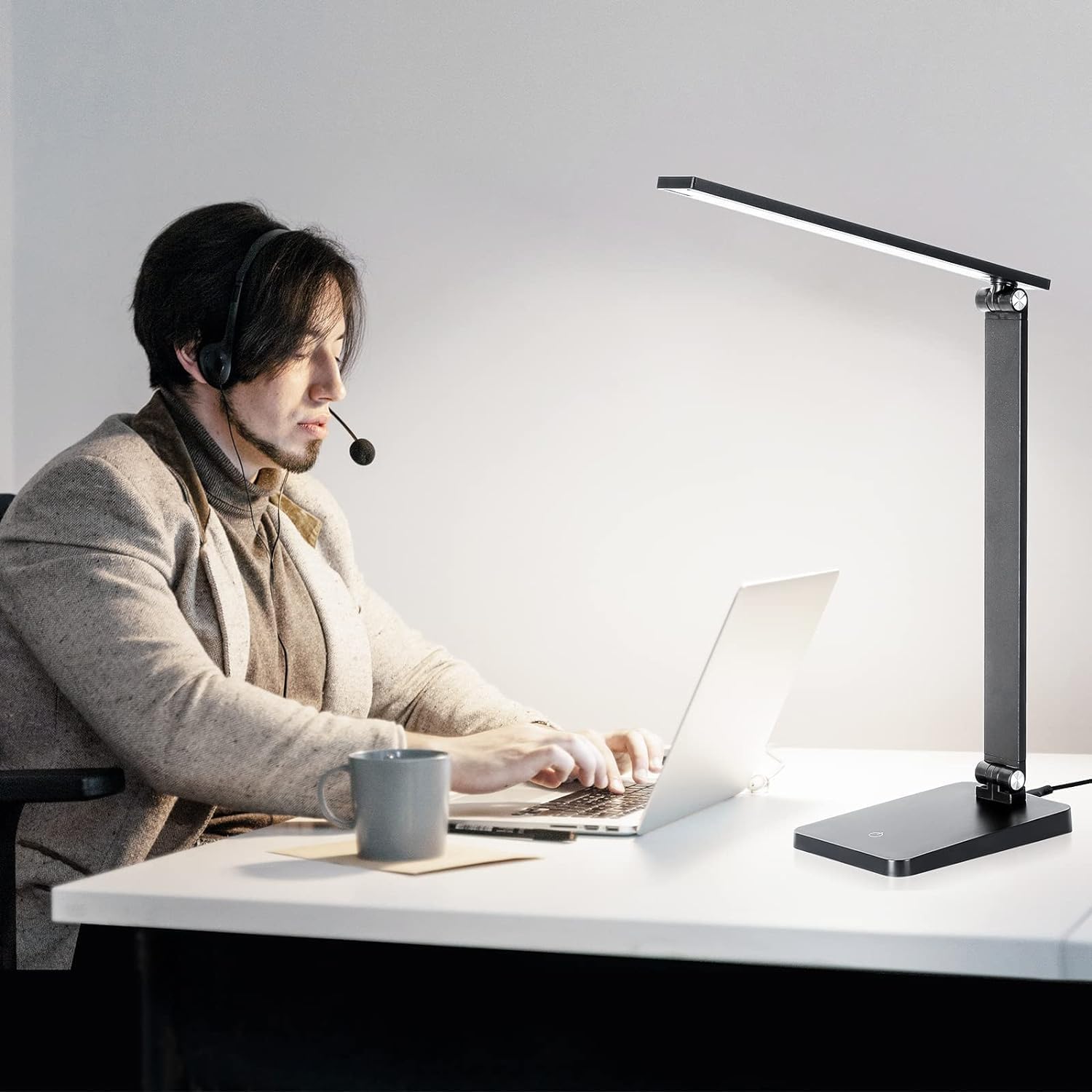 LED Desk Lamp for Home Office, 3 Levels Dimmable Desk Light with USB Charging Port, Small Study Lamp, Reading Light for Table, Black, 5000K - Image 6